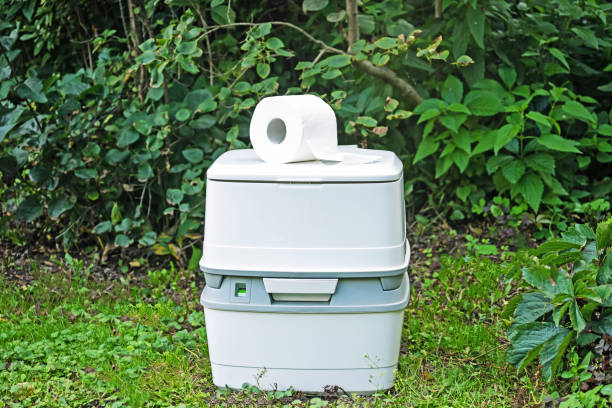 Best Affordable porta potty rental  in Raymond, WA