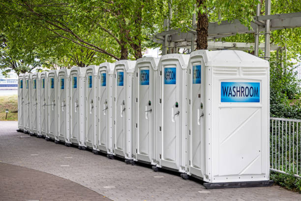 Best High-end porta potty rental  in Raymond, WA